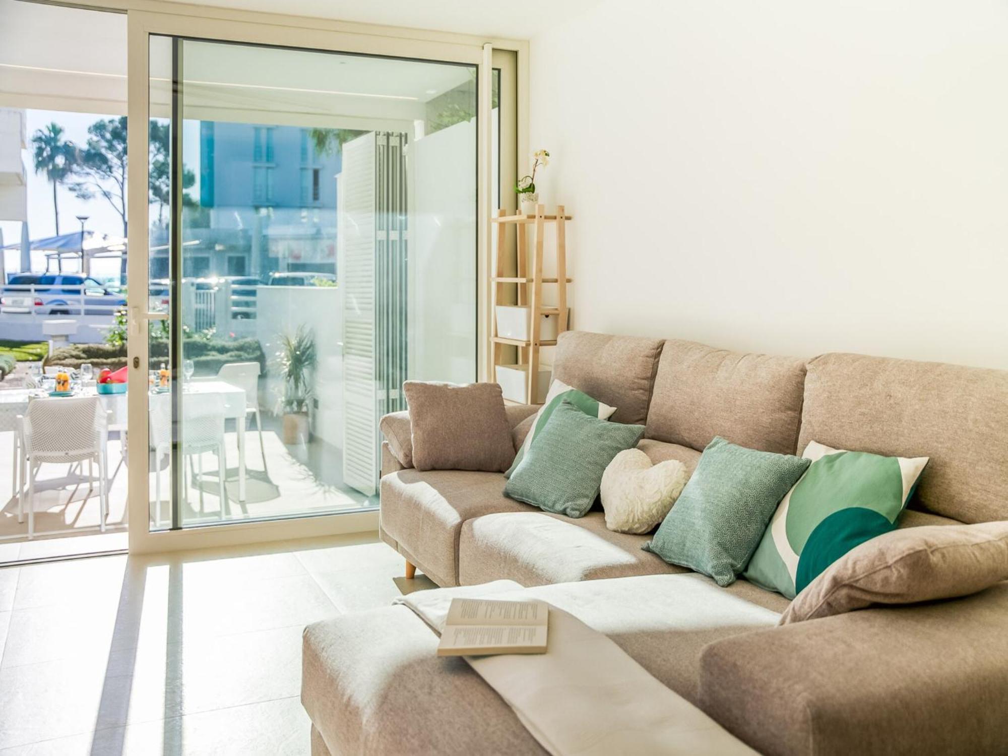 Ground-floor With Terrace Apartment *