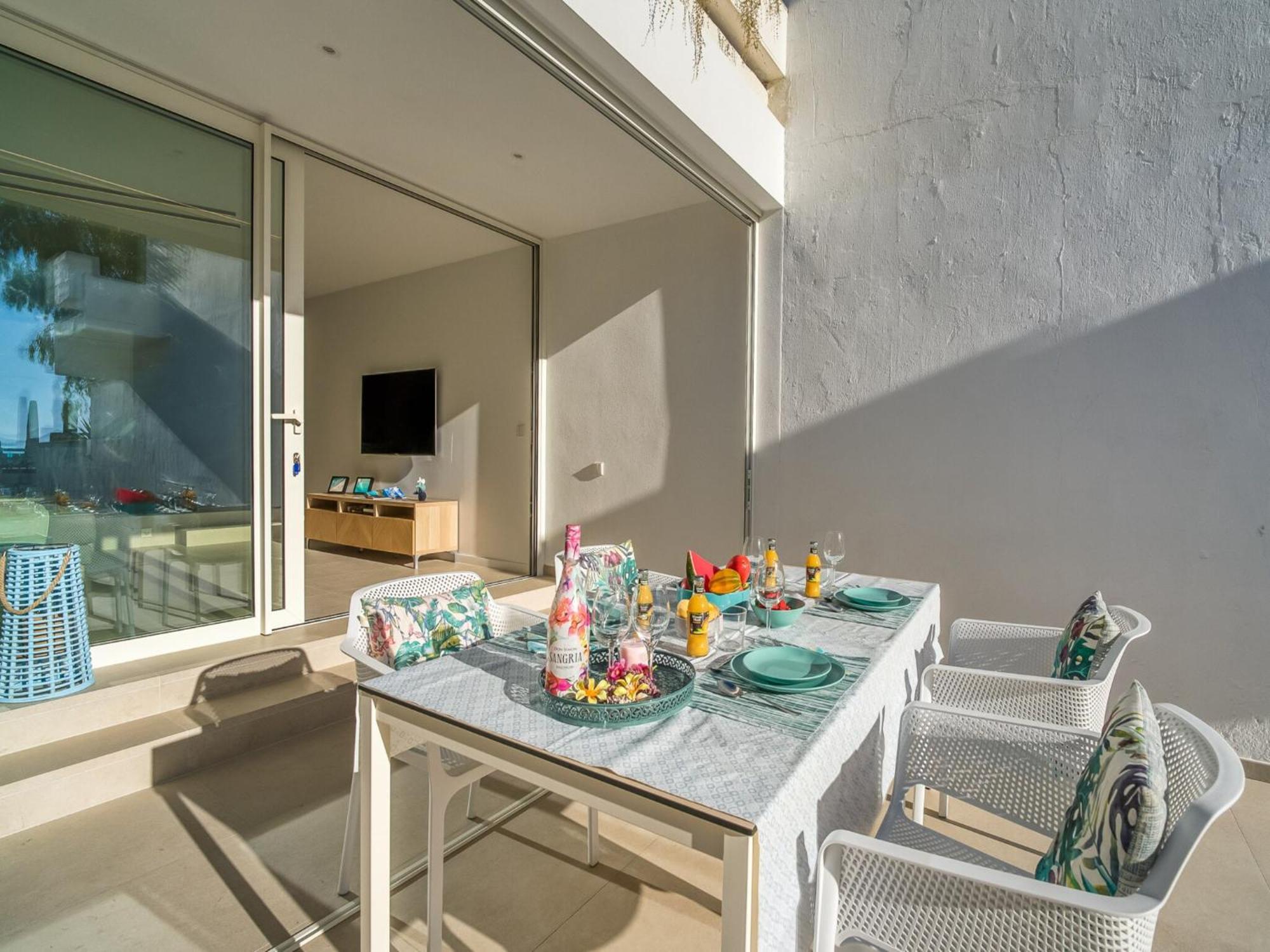 Apartment Ground-floor With Terrace *