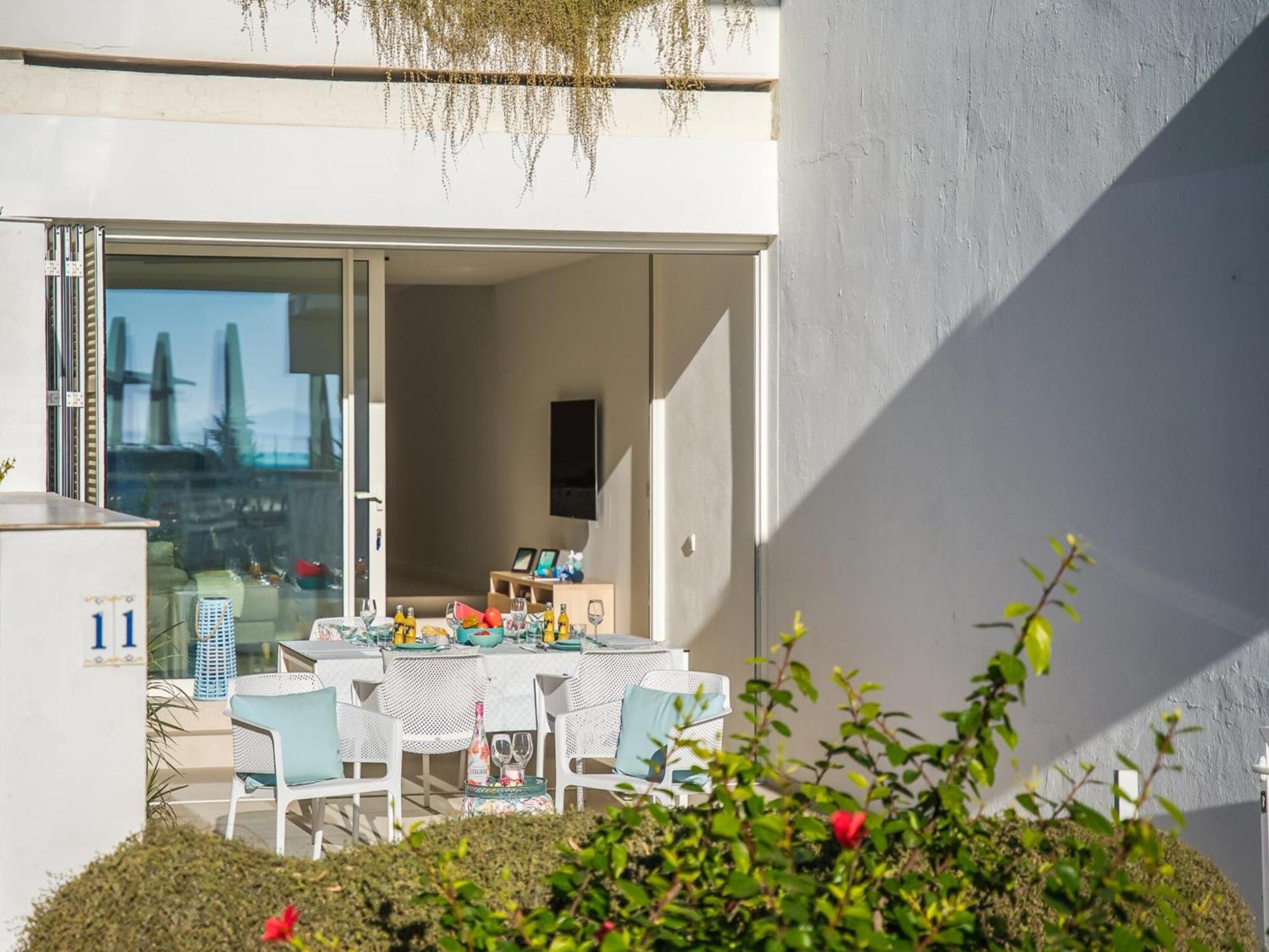 Ground-floor With Terrace *