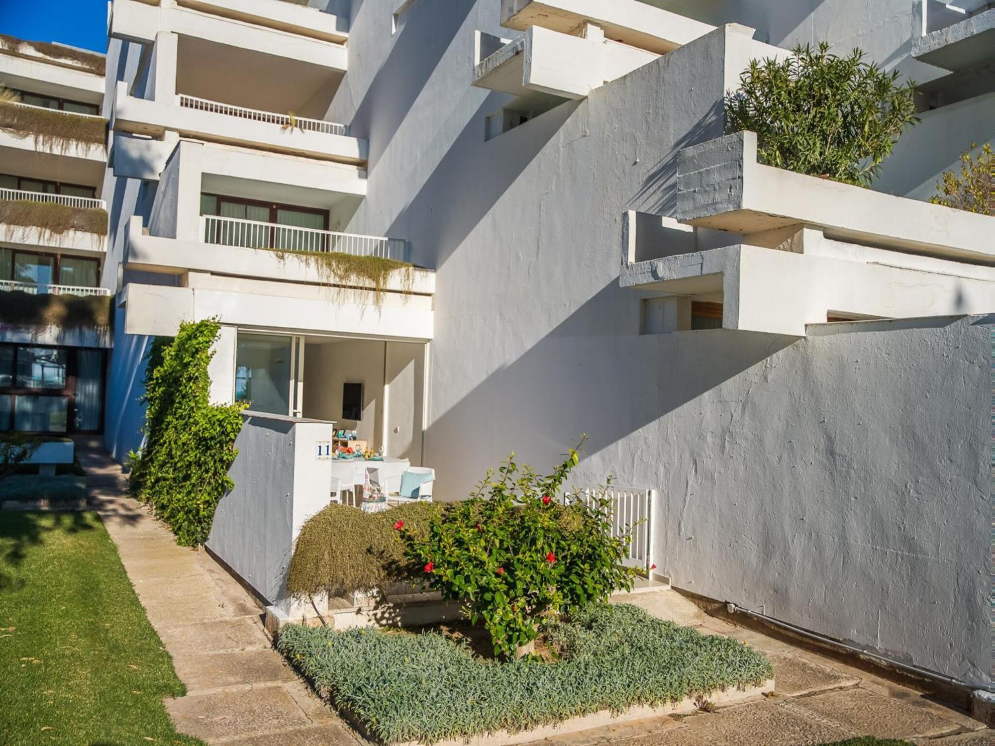 Apartment Ground-floor With Terrace *
